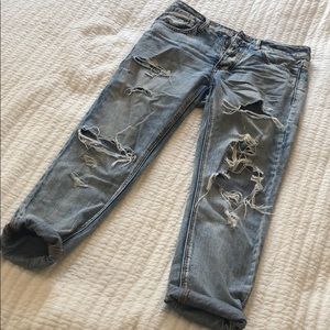 6R American Eagle Jeans, distressed